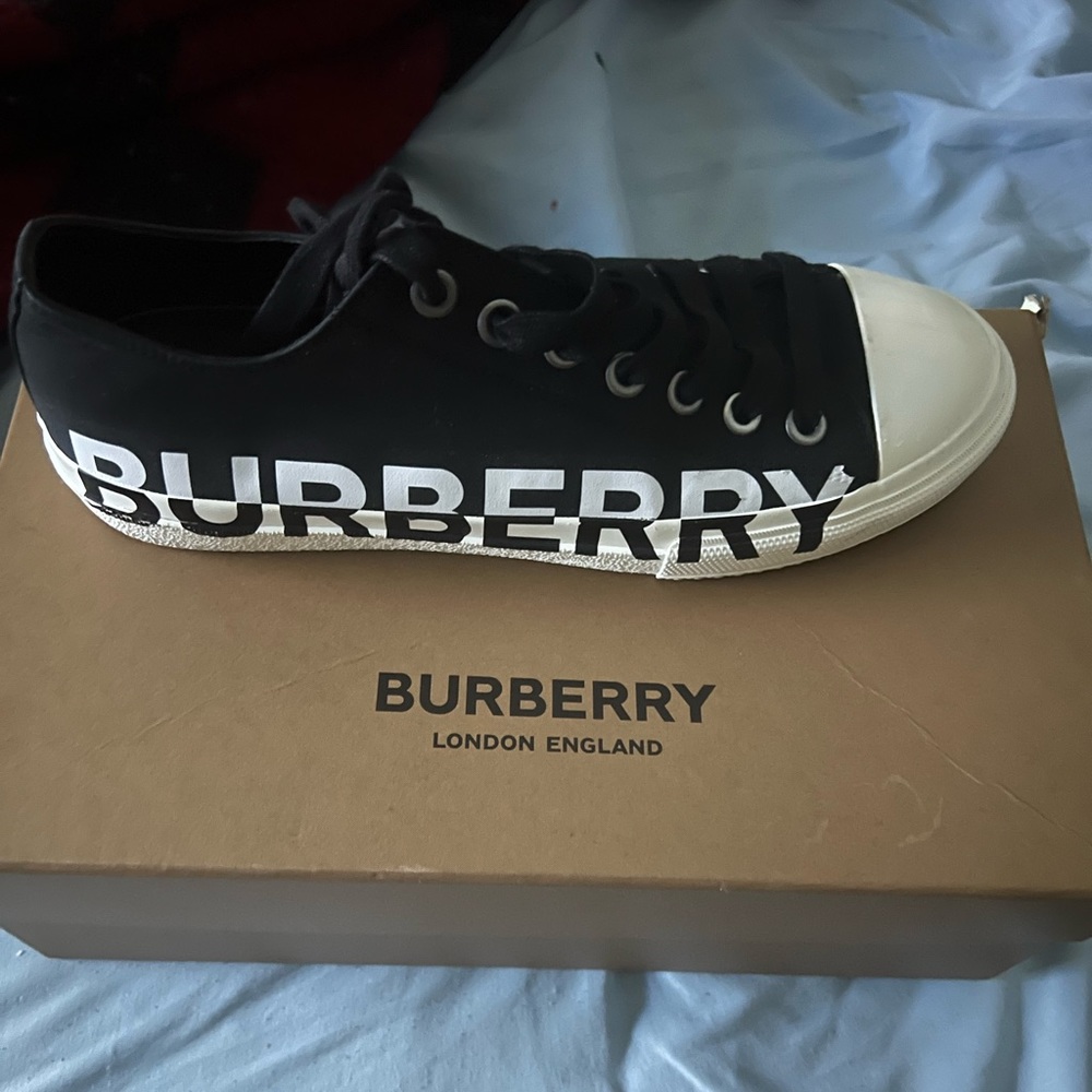 COPY - Burberry Black/Optic White Larkhall M Logo shoes.